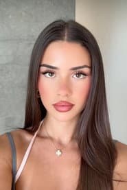 Photo of Leah Halton