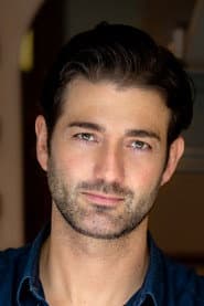 Photo of Oliver Tompsett
