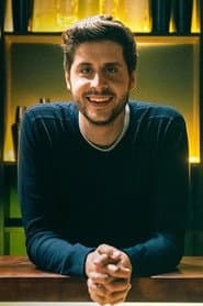 Photo of Roger Escapa