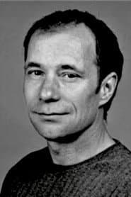 Photo of Lee Hartley