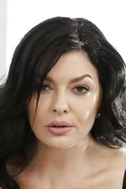 Photo of Natalie Lorenz