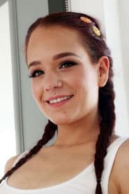 Photo of Daisy Love