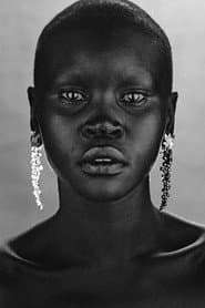 Photo of Alek Wek