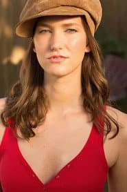 Photo of Lauren Dearmon