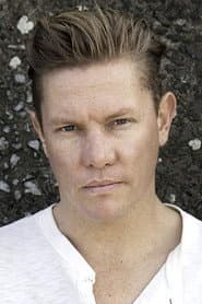 Photo of Damien Thomlinson