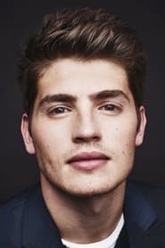 Photo of Gregg Sulkin