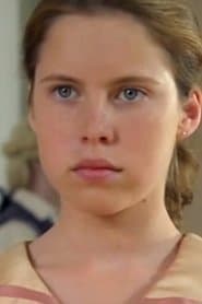 Photo of Lauren Hewett