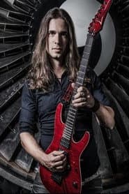 Photo of Kiko Loureiro