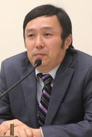 Photo of Jun Li