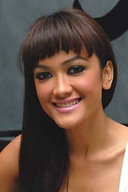Photo of Julia Perez