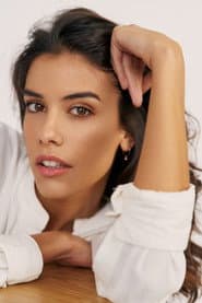 Photo of Isabela Valadeiro