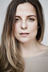 Photo of Lesli Karavil