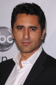 Photo of Cliff Curtis