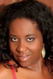 Photo of Alanda Barros