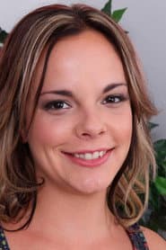 Photo of Holly Henderson