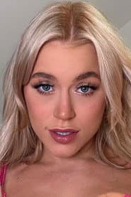 Photo of Elle Brooke