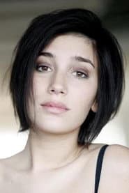 Photo of Laura Chetrit