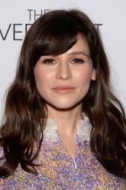 Photo of Yael Stone