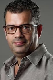 Photo of Roger Zayas-Bazán