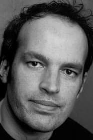 Photo of Robert Sarkies