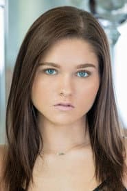 Photo of Zoe Bloom