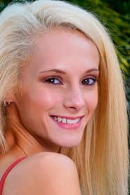 Photo of Sadie Hartz