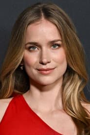 Photo of Elizabeth Lail