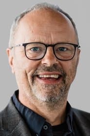 Photo of Robert Llewellyn