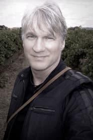 Photo of Eliot Lewis