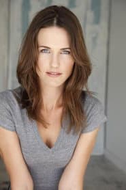 Photo of Stephanie Barnes