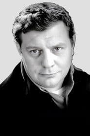 Photo of Renzo Palmer