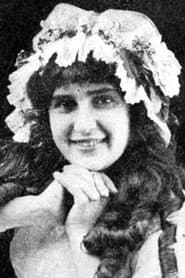 Photo of Helen Marten