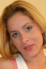 Photo of Kelly Lemos
