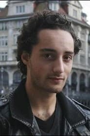 Photo of Scherwin Amini