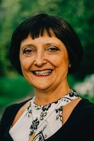 Photo of Louise Lavictoire