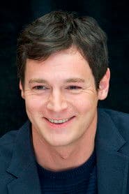 Photo of Benjamin Walker