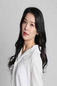 Photo of Jeong Yoon-hee