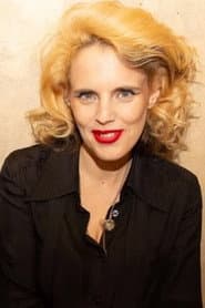Photo of Anna Calvi