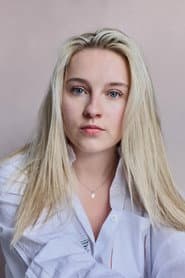 Photo of Kelsey Dee