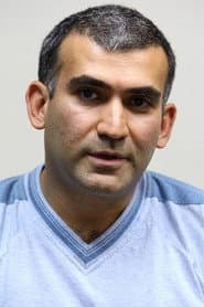 Photo of Arash Moayyerian
