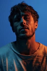 Photo of Luc Knowles