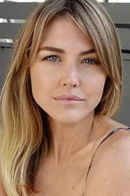 Photo of Amanda Simons