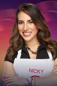Photo of Nicole Chávez