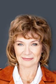 Photo of Beverley Elliott