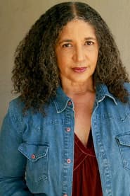 Photo of Lisa Dewitt