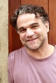 Photo of Eduardo Moreira