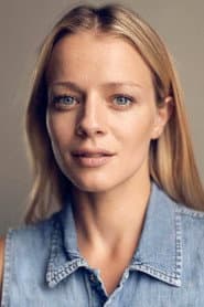 Photo of Julie McLellan