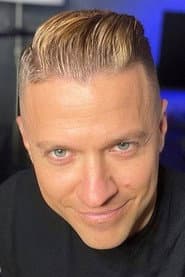 Photo of Matthew Lee