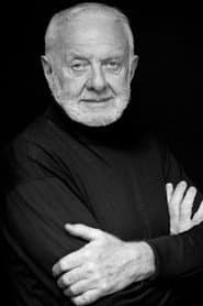 Photo of Leslie Linder
