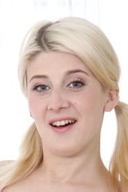 Photo of Helena Dickens